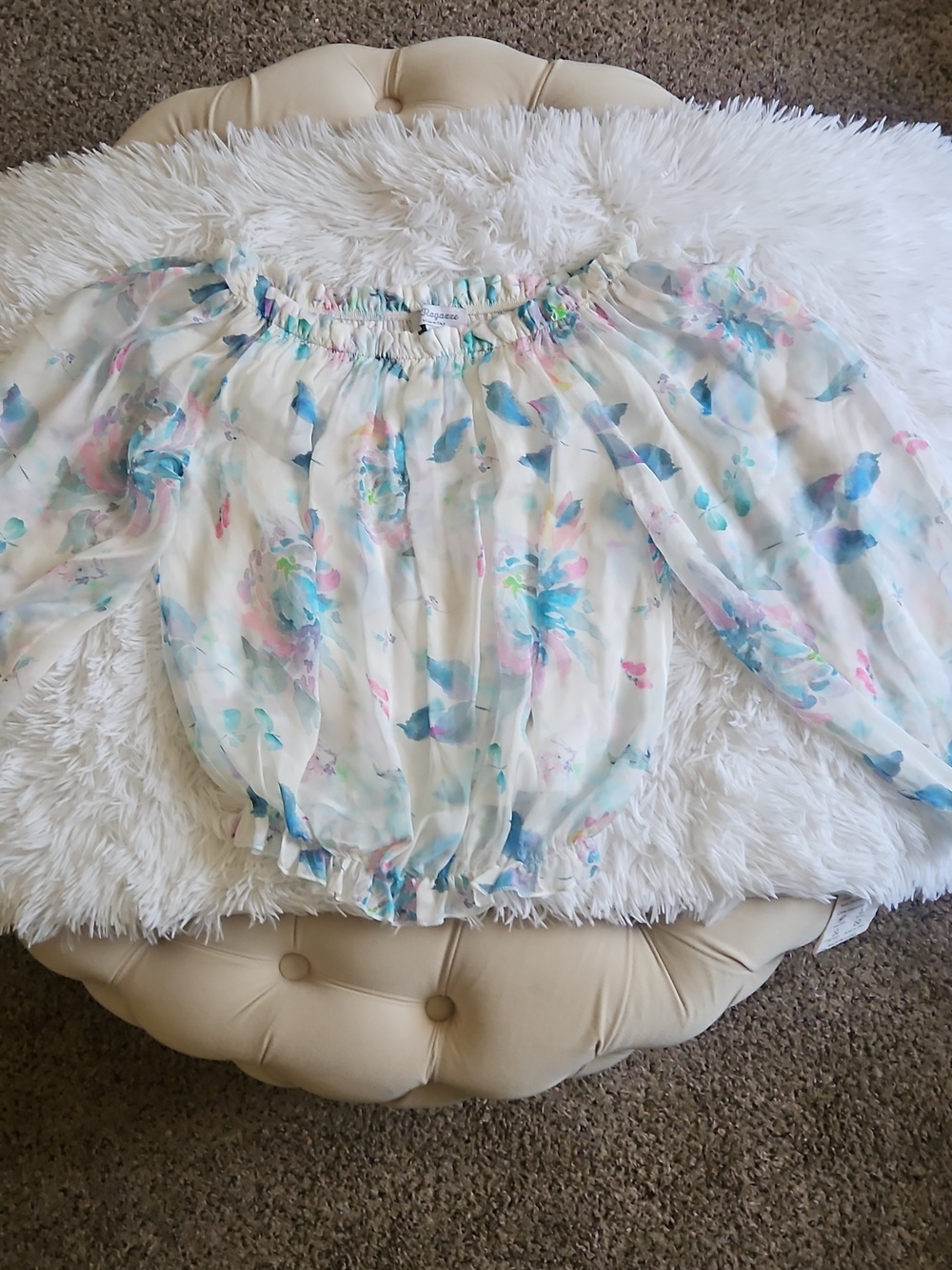 Women's Off-Shoulder Floral Blouse in White Multi - Picture 2 of 4